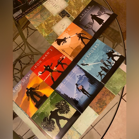 Marvel Cinematic Universe Phase One Limited Edition Collectors Boxset - Picture 3 of 7